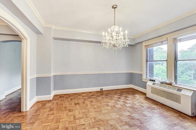 Building Photo - 3900 Cathedral Ave NW