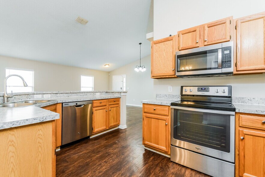 Building Photo - 1207 Whitewood Way