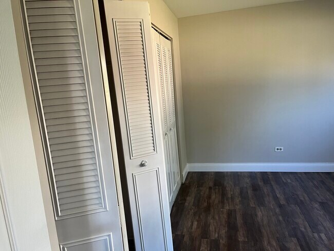 Building Photo - 15160 El Cameno Real Dr