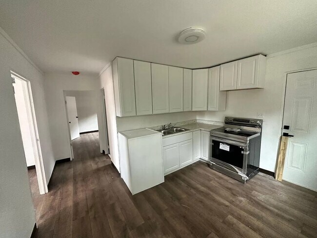 Building Photo - 112 Baptist Ct