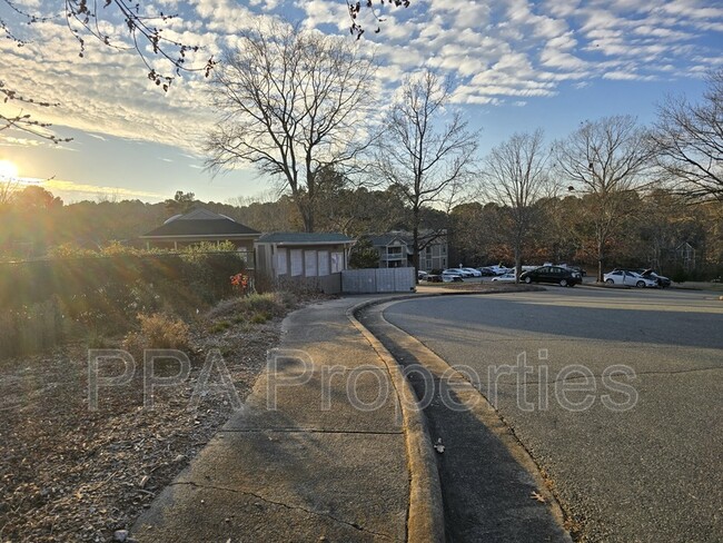 Building Photo - 3704 Chimney Ridge Pl