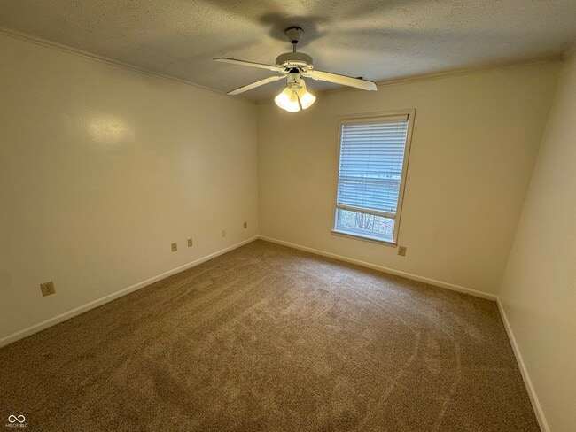 Building Photo - 5632 Rains Ln