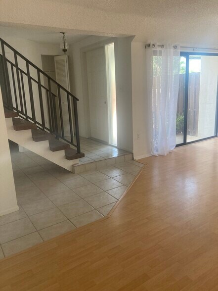 Building Photo - 11866 Quail Run Dr