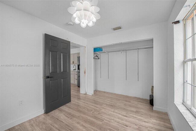 Building Photo - 1200 NW 87th St