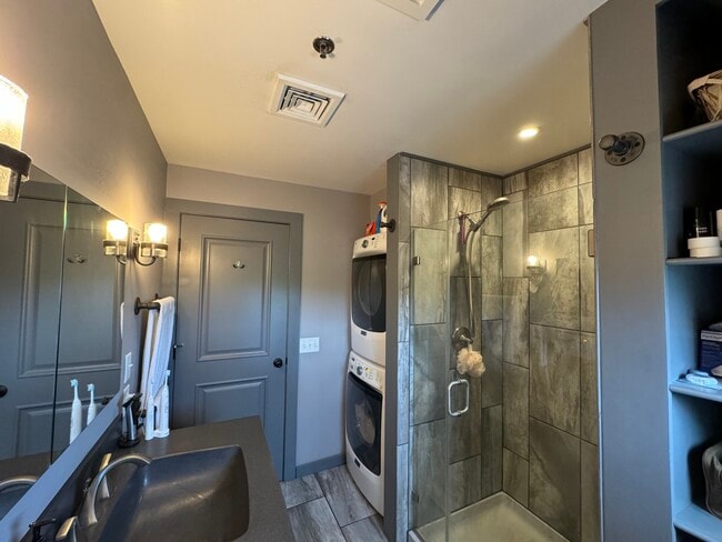 Bathroom - 1 Steele St