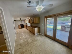 Building Photo - 2715 E Cholla St