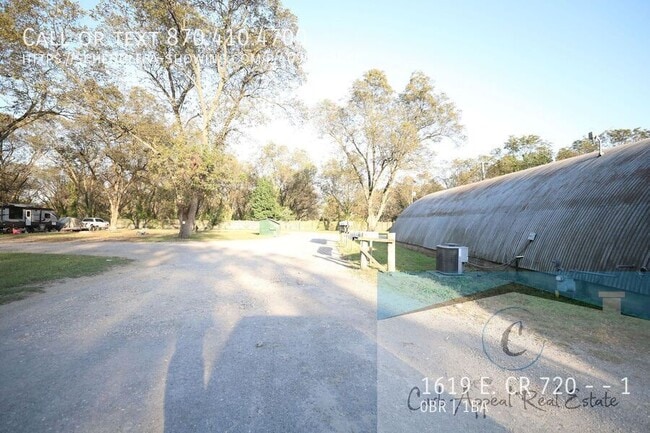 Building Photo - 1619 East Dr