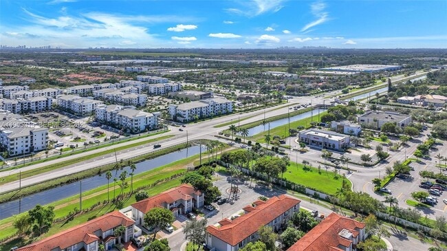 Building Photo - 2867 SW 125th Ave