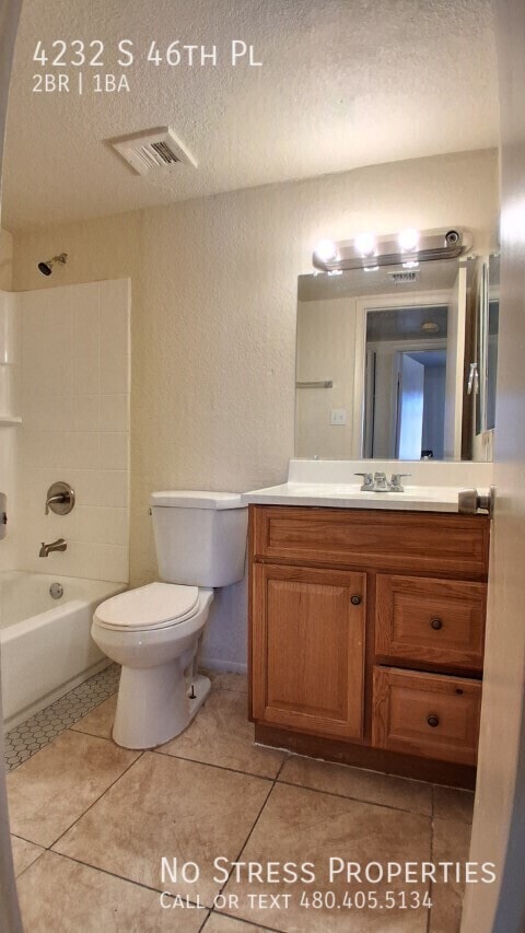 Building Photo - 4232 S 46th Pl