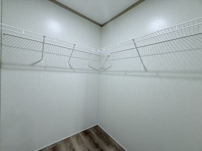 Building Photo - 29680 Jamestown Dr