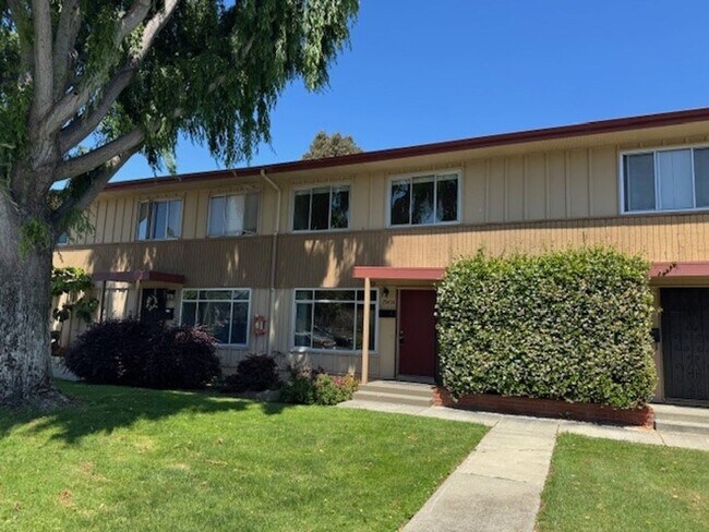 Primary Photo - Located in Marina Gardens, great location!...