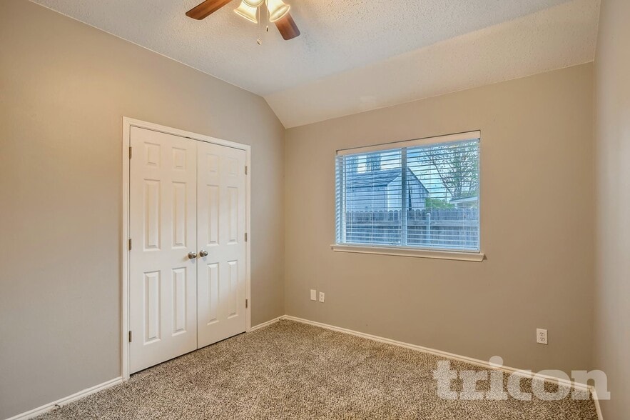 Building Photo - 5720 Colorado Ct