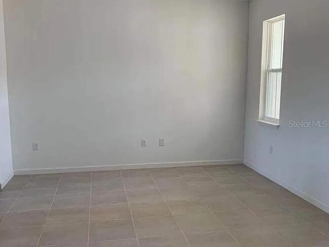 Building Photo - 1004 La Mirada Ct