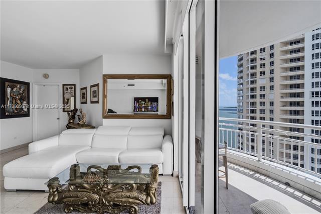 Building Photo - 848 Brickell Key Dr