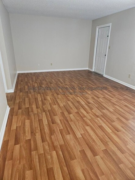 Building Photo - 29 Pinewood Blvd