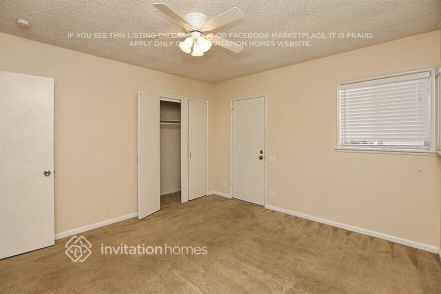 Building Photo - 4703 W 169th St