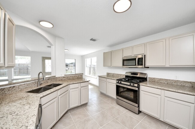 Building Photo - 6706 Hayman Dr