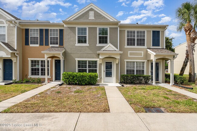 Primary Photo - 1382 Hampton Park Ln