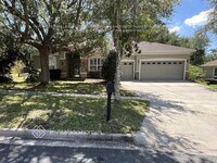 Building Photo - 136 Lombard Cir