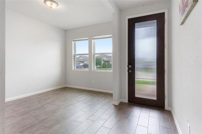 Building Photo - 420 Winding Hollow Ln