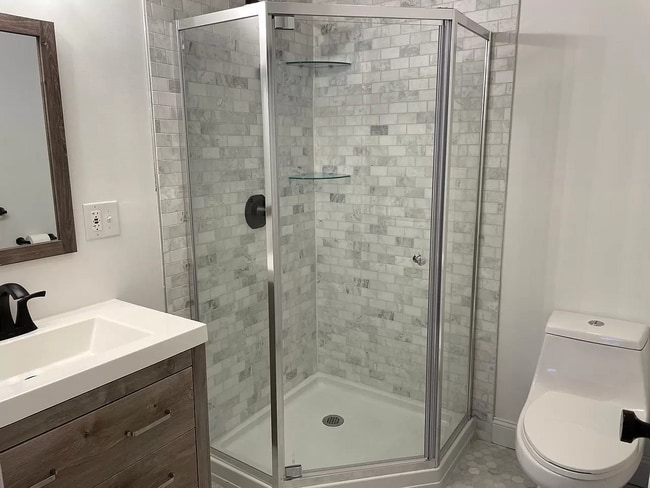 Bathroom - 178 Bridge Street
