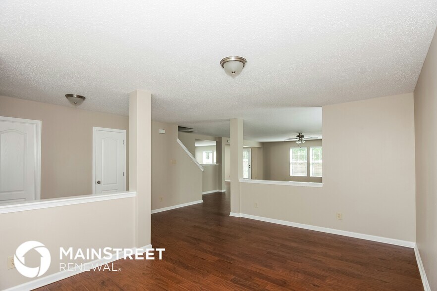 Building Photo - 5539 Hammermill Dr