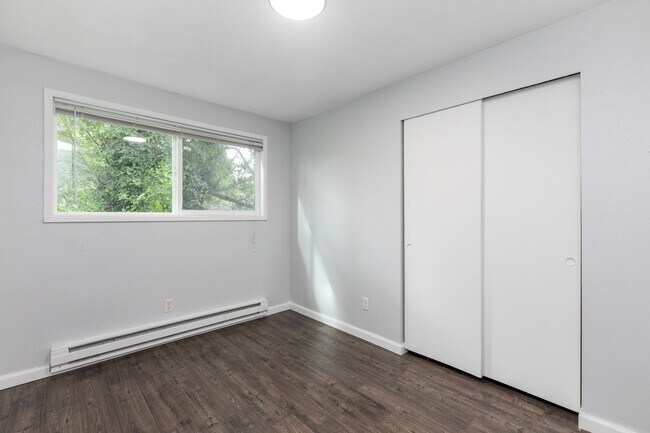 Building Photo - 5199