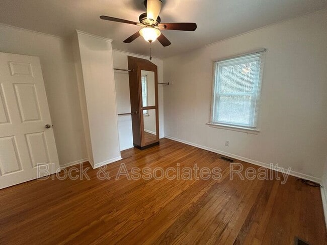 Building Photo - 6921 Spencer-Dixon Rd