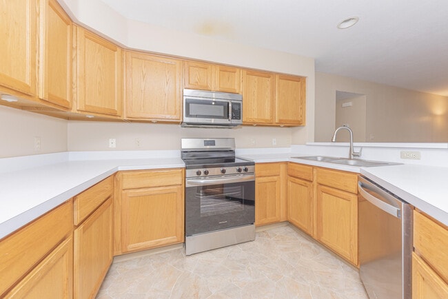Building Photo - 1324 Heatherwood Ln