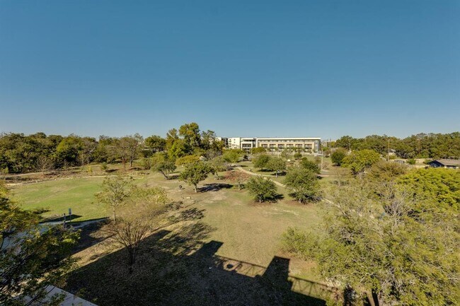 Building Photo - 4801 S Congress Ave