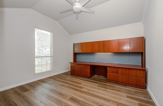 Building Photo - 17611 Emerald Garden Ln
