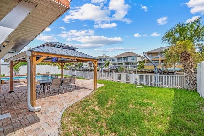 Building Photo - 325 W Martin Luther King Jr Dr