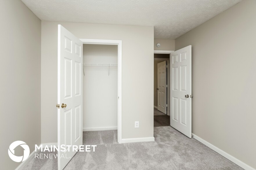 Building Photo - 4207 New Towne Dr