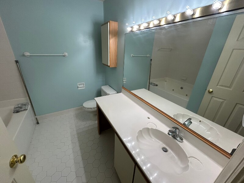 Building Photo - 469 Summerwalk Cir