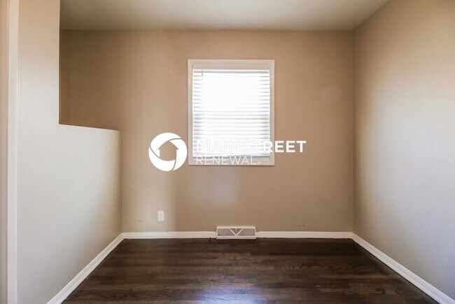 Building Photo - 3 Bedroom Pet-Friendly Home in Kansas City...