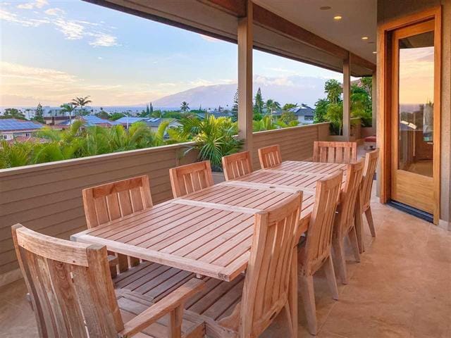 Building Photo - 215 Kamakoi Loop