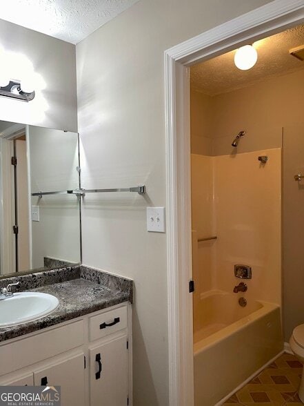 Building Photo - 5882 Sheldon Ct