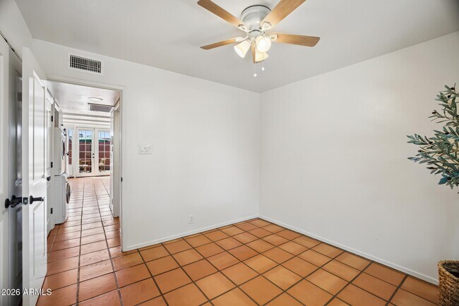 Building Photo - 3012 N 32nd St