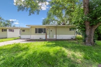 Building Photo - Beautiful 3 Bedroom 1 Bath Home