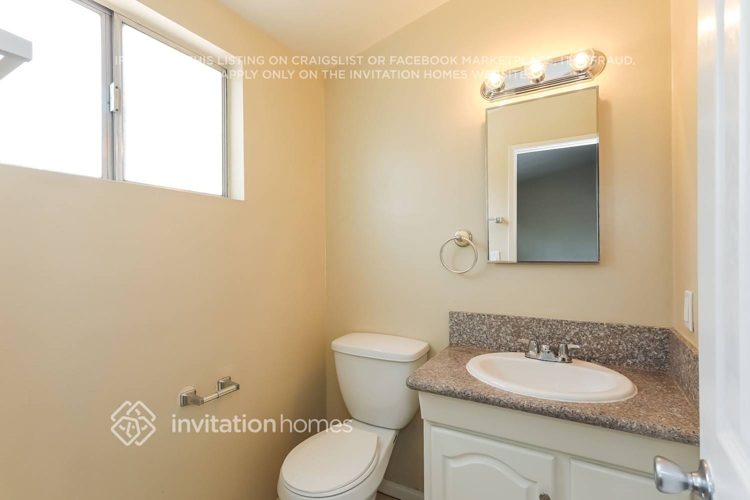 Building Photo - 27210 Marchland Ave