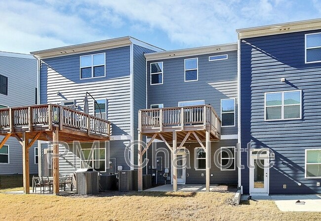 Building Photo - 10436 Glenmere Crk Cir