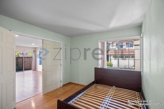 Building Photo - 69 Brookstone Ct