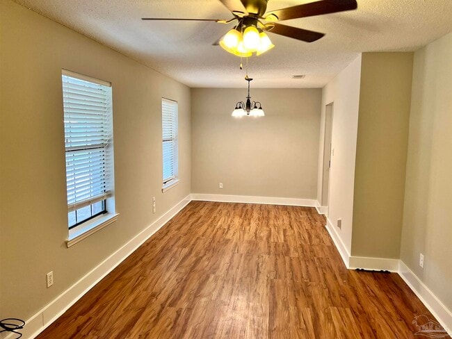 Building Photo - 5905 Pamela Dr