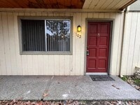 Building Photo - 1351 N Wishon Ave