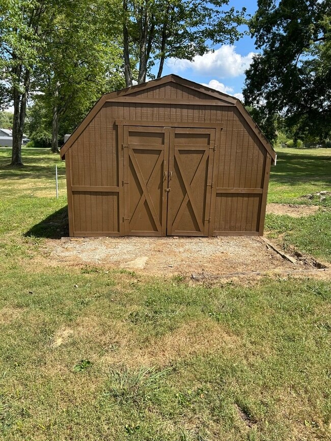 Building Photo - 1696 Ludlow Cir