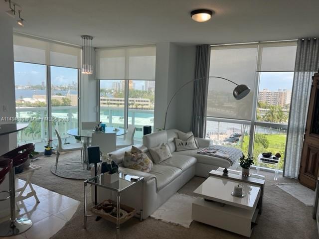 Primary Photo - 7900 Harbor Island Dr