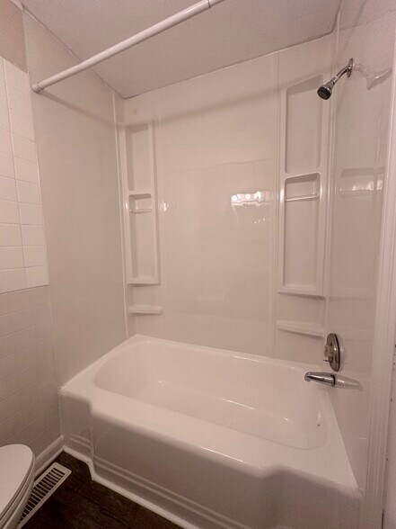 Bathroom #1 - 2729 Keith Ave