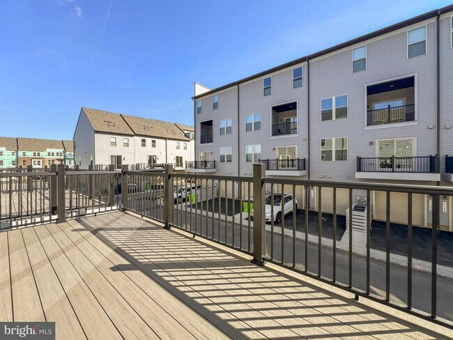 Building Photo - 2176 Glacier Rd