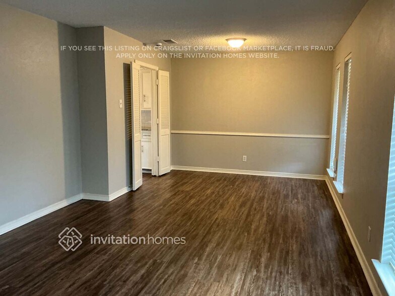 Building Photo - 1506 Mayfield Ave