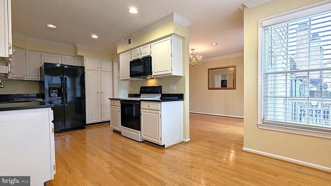 Building Photo - 1379 Heritage Oak Way